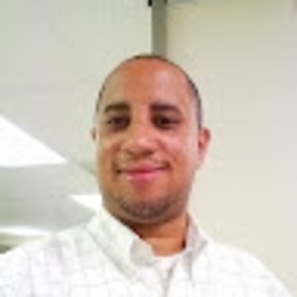 Meet your Posher, Derrick